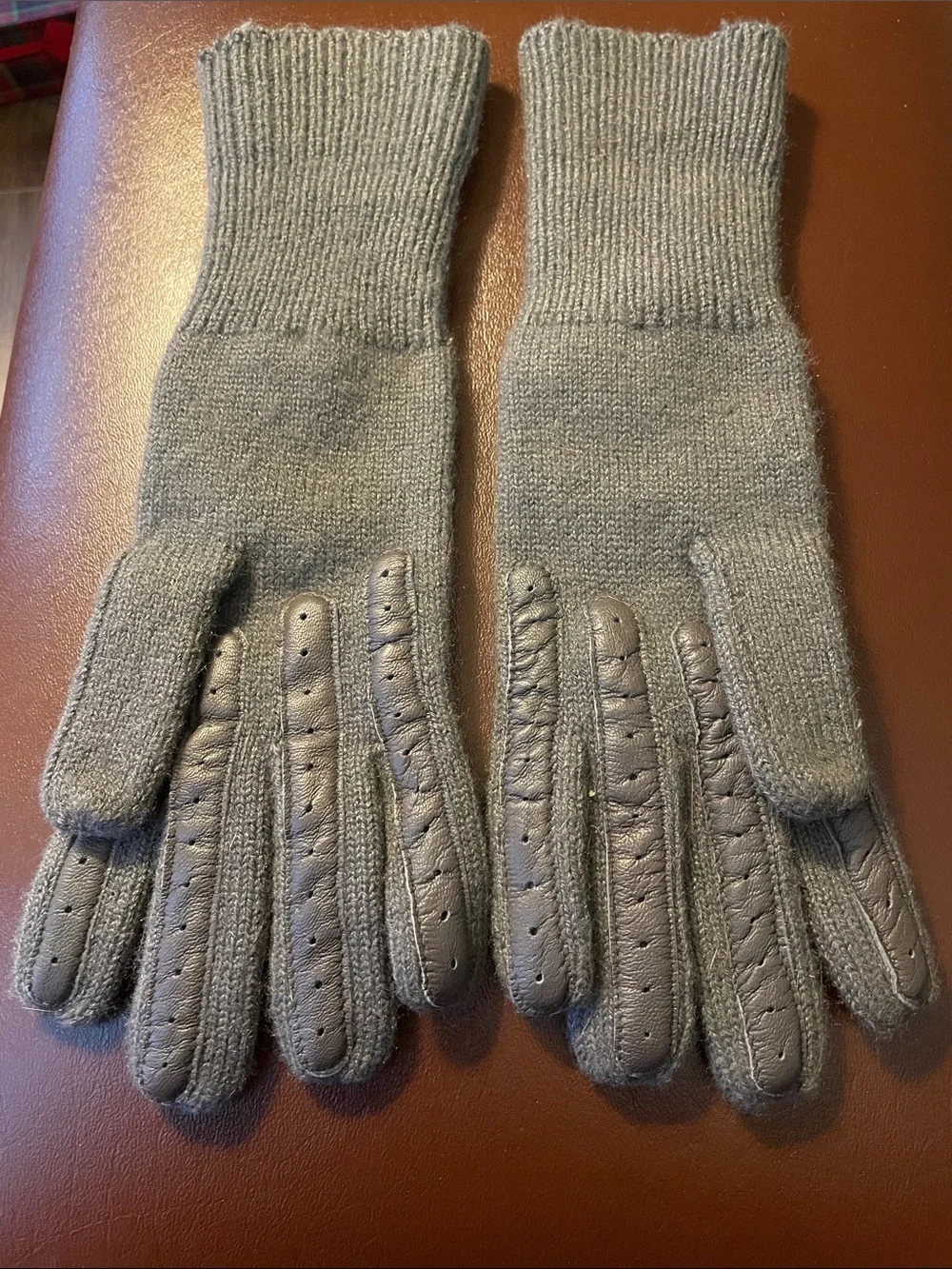 VTG Aris Knit Gloves One Size